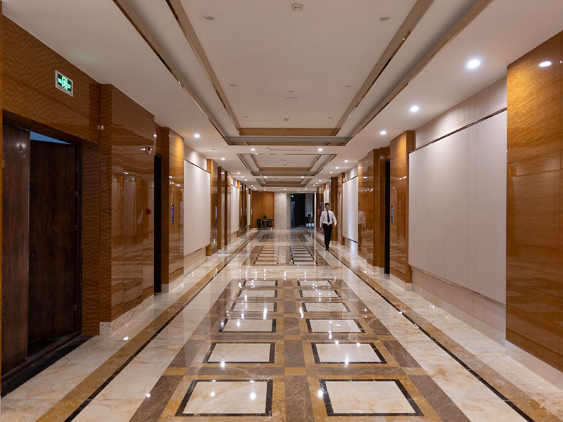 广东酒店大厅威廉希尔固装装饰墙要如何设计